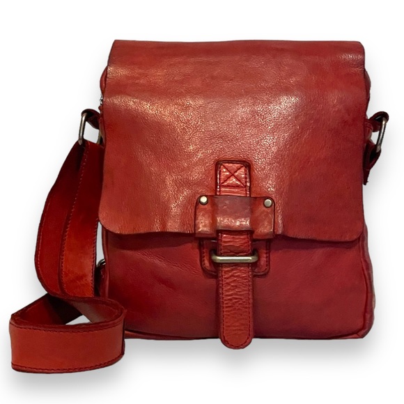 HARBOUR 2ND Handbags - HARBOUR 2ND Marlies Flap Red Darwin Leather Convertible Shoulder/Crossbody Bag